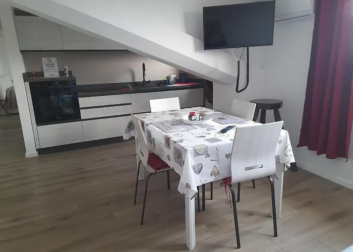 Il Nido Sui Tetti Albisola Superiore